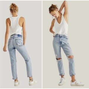 MOTHER The Dazzler Ankle Jeans In Lost It